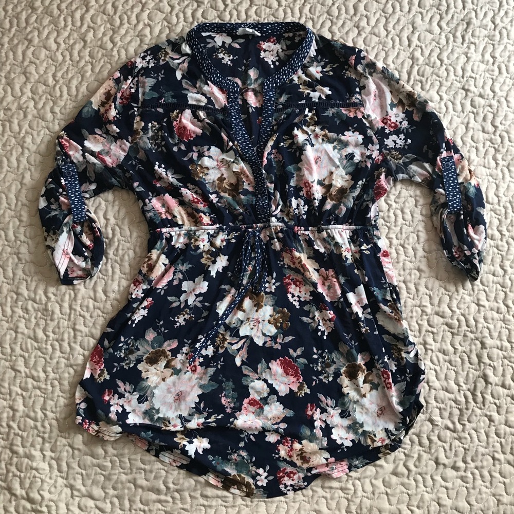 Maternity shirt